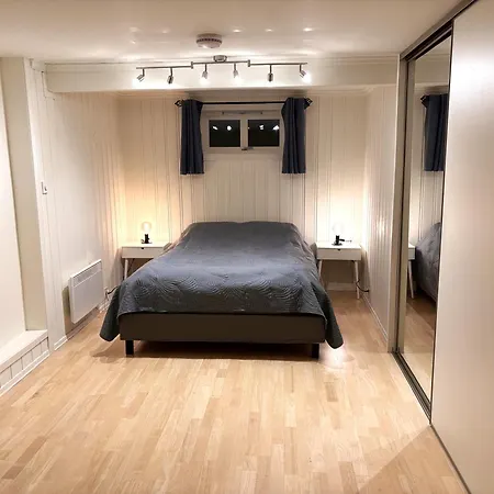 Appartement - Bright, Spacious, Comfortable